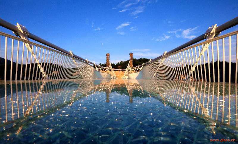 上海武魏彩繪玻璃制品有限公司|武魏彩繪玻璃|武魏|上海武魏|彩繪玻璃|彩繪穹頂玻璃|蒂凡尼玻璃|教堂玻璃|彩色玻璃|歐式玻璃|鑲嵌玻璃|歐式彩色穹頂玻璃|彩繪鑲嵌穹頂玻璃|彩繪鑲嵌玻璃|彩色鑲嵌玻璃|上海教堂玻璃|上海彩繪玻璃|上海彩色鑲嵌玻璃|上海歐式玻璃|